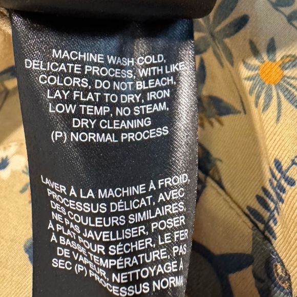 Kuhl Elsie Honeycomb Floral Button Down Tie Front Top Womens Size Medium - Picture 7 of 9